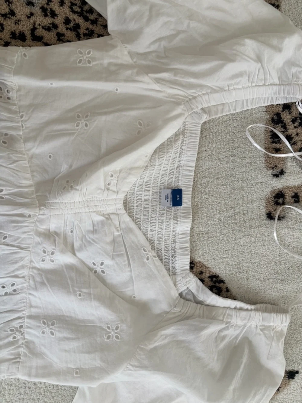 NWT Old Navy Eyelet Coquette Milkmaid Top - Picture 6 of 6